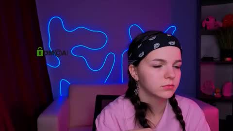 Mika online show from November 21, 11:19 am