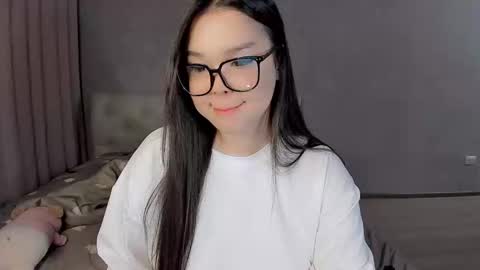 mikasssu online show from February 4, 11:27 am