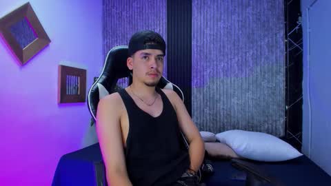 Mike 0233 online show from January 15, 5:27 am