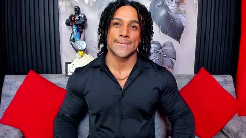 Snapshot of mike_estevess chatting on September 20, 2:14 am   online show from September 20, 2:14 am