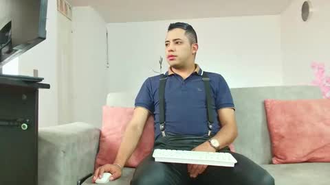 Im Mike online show from February 3, 12:53 pm