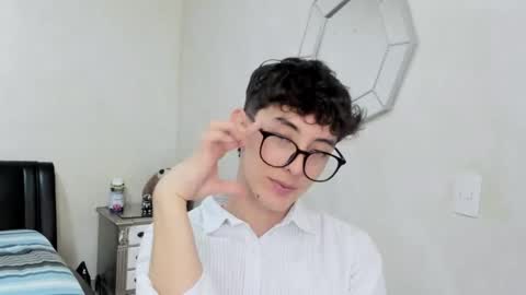 Mikebelf4 online show from March 11, 2:03 am