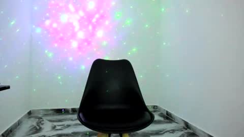 mikee_scooth online show from March 19, 3:01 am