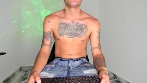 mikee_scooth online show from March 23, 12:37 am