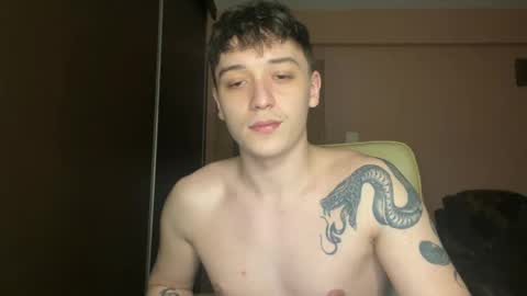 Snapshot of mikelaur chatting on March 12, 8:09 pm MikeLaur online show from March 12, 8:09 pm