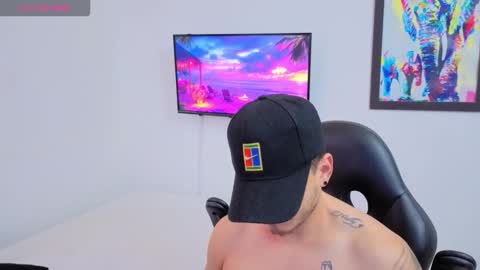 MIKKE online show from January 19, 2:16 pm