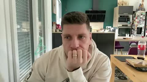 miklp8463 online show from February 6, 11:35 am