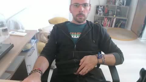 mikmik91 online show from September 15, 10:17 am