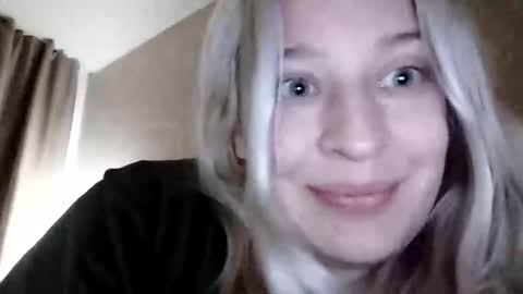 Mila 420 online show from May 9, 6:47 pm