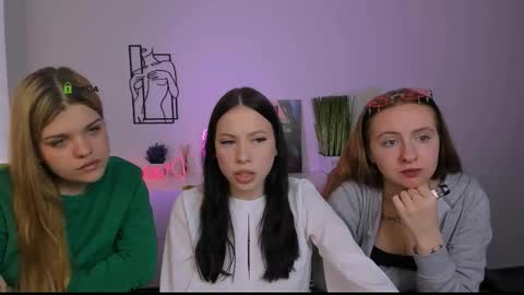 mila_glow online show from September 16, 9:12 am