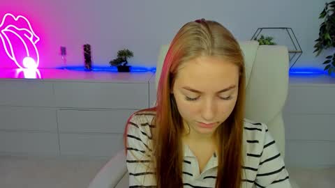 Snapshot of milaaddam chatting on October 9, 5:35 am Milla online show from October 9, 5:35 am