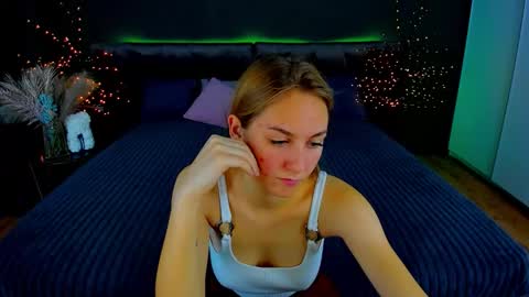 Snapshot of milaaddam chatting on October 20, 6:51 am Milla online show from October 20, 6:51 am