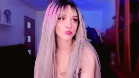 MiladyJolie online show from May 11, 2:45 pm