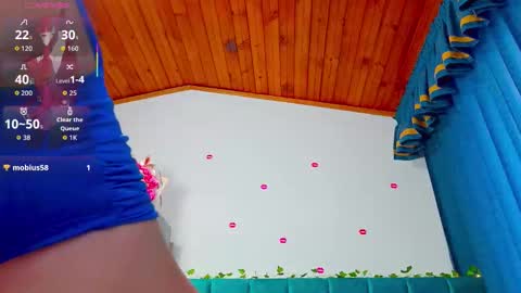 Snapshot of milafyre chatting on October 25, 3:45 pm valery online show from October 25, 3:45 pm