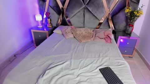 Milan  online show from March 12, 12:09 pm