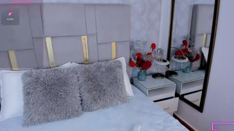 Cami  online show from June 3, 1:03 pm