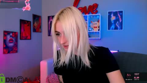 just mila online show from March 30, 7:47 pm