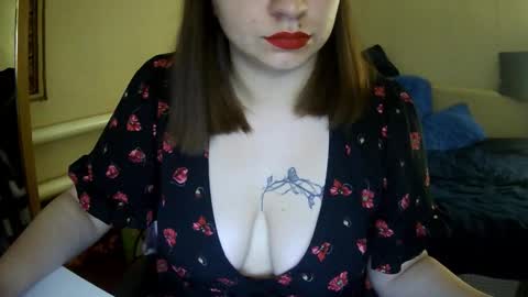 Milaxcute online show from October 26, 9:43 am