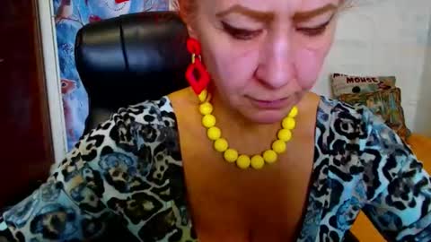 MilayaDFlow online show from February 12, 11:47 am