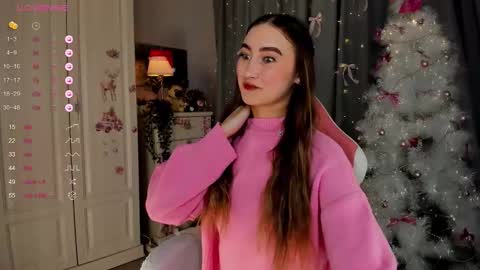 Mia online show from December 16, 9:59 am