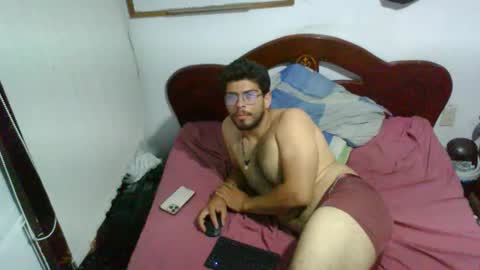 mileslennon online show from March 7, 5:18 am