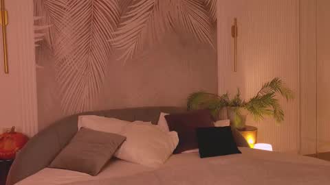 Miley online show from October 23, 5:31 am