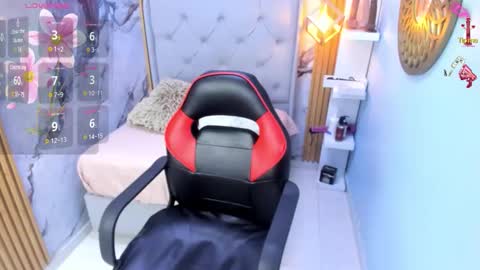 MILEY online show from November 1, 7:46 pm