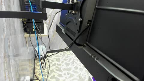 Lili  online show from April 6, 12:39 pm