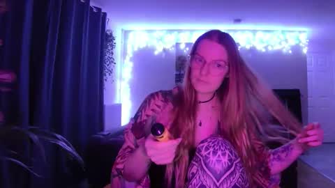 Milf Tara36 online show from March 1, 6:43 pm