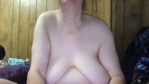 milfmichelle69 online show from April 29, 5:30 pm
