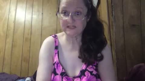 milfmichelle69 online show from June 10, 7:13 pm