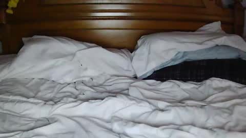 MilfyTitts online show from October 26, 8:30 pm