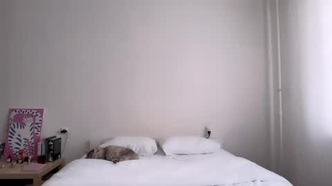milky__way_ online show from May 1, 1:38 pm