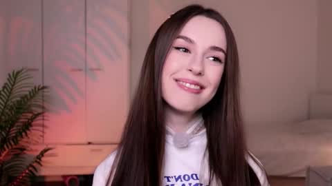 Sofia online show from May 13, 9:35 pm
