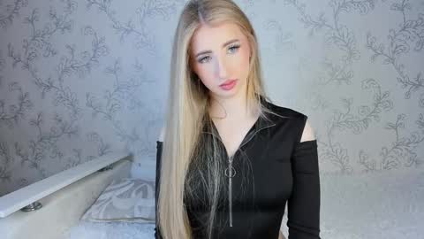 Vivian online show from February 5, 5:09 am