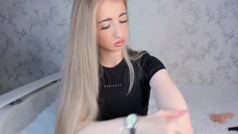 Vivian online show from January 23, 8:36 am