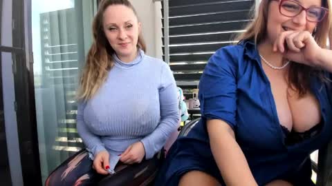 Livia online show from April 25, 1:41 pm