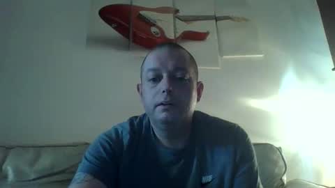 niceguy81 online show from April 9, 6:02 pm