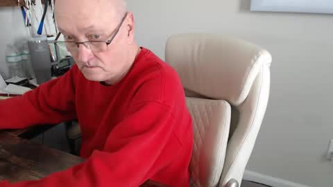 millenium0129 online show from February 3, 5:39 pm