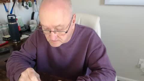 millenium0129 online show from October 31, 6:19 pm