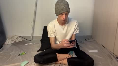 SlimnHungOH online show from January 11, 2:39 am