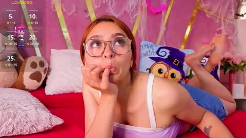Snapshot of milleyjones_ chatting on October 21, 8:45 pm milleyjones_ online show from October 21, 8:45 pm