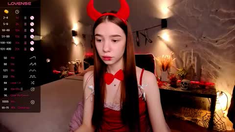 Snapshot of milli_brownn chatting on October 24, 8:37 am Milli online show from October 24, 8:37 am