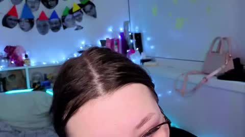 Millie online show from October 29, 7:43 am