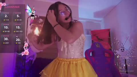 MILLY online show from October 20, 6:13 pm