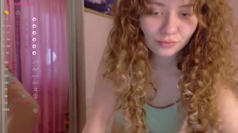 milounee online show from February 26, 1:47 pm