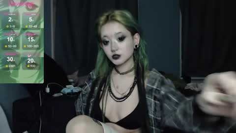 milten_trish online show from February 16, 2:43 am