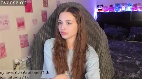 Emily online show from June 29, 5:23 pm