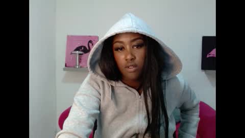 Snapshot of milykabombastik chatting on September 22, 6:56 pm milykabombastik online show from September 22, 6:56 pm