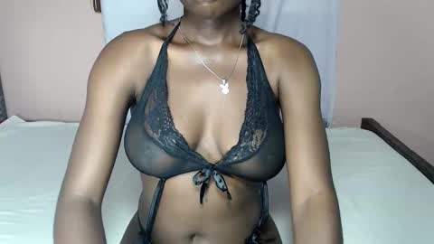 mimiebony online show from March 17, 7:13 am